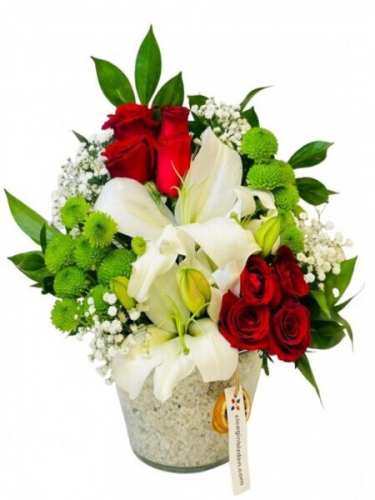 Konikte Lilyum ve Gül Aranjman