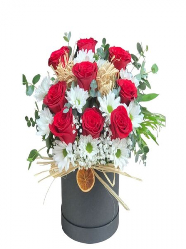 Kutuda Gül ve Papatyalar