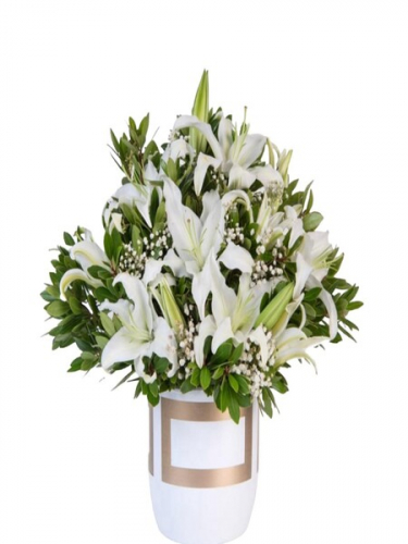 Gold Kareli Vazoda Lilyumlar