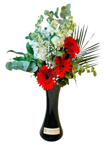 Vazoda Kokulu Şebboylar ve Gerberalar