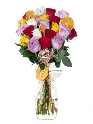 Vazoda Renkli Güller