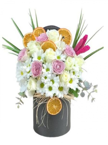 Kutuda Papatya ve Güller