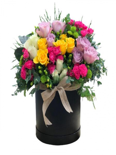 Kutuda Renkli Gül Aranjmanı